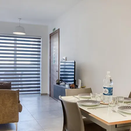 Appartement New Modern Penthouse In By Sf Homes *