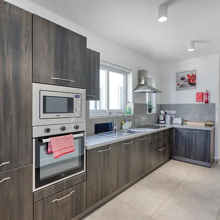 New Modern Penthouse In By Sf Homes Appartement